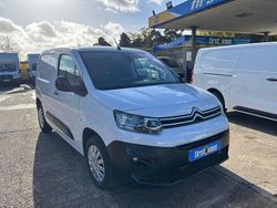 White Used 2023 Citroën Berlingo | £13,000 (Fair price)