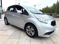 Silver Used 2016 Kia Venga 2 Hatchback | £3,990 (Good price)