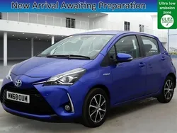 Blue Used 2019 Toyota Yaris Hatchback | £11,300 (Good price)