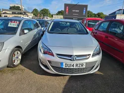 Silver Used 2014 Vauxhall Astra Design Edition Hatchback | £3,299 (Good price)