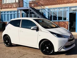 White Used 2016 Toyota Aygo X-pure Hatchback | £5,995 (Fair price)