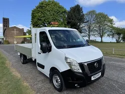 White Used 2021 Nissan NV400 S Van | £22,794 (Expensive)