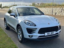White Used 2017 Porsche Macan SUV | £18,250 (Super price)