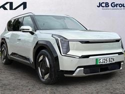 Silver Used 2025 Kia EV9 Air SUV | £51,990 (Good price)