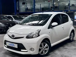 White Used 2013 Toyota Aygo Hatchback | £3,649 (Good price)