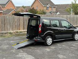 Black Used 2018 Ford Tourneo Connect Zetec MPV | £11,495 (Good price)
