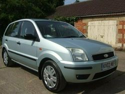 Used 2003 Ford Fusion Estate | £2,495 (A bit pricey)
