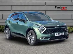 Green Used 2025 Kia Sportage 2 SUV | £28,995 (Super price)