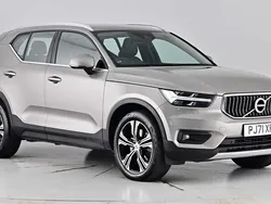 Pebble grey Used 2021 Volvo XC40 Inscription SUV | £25,250 (Fair price)