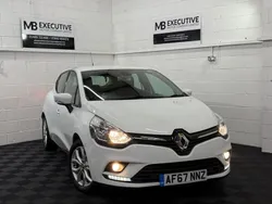 White Used 2017 Renault Clio IV Dynamique Hatchback | £7,290 (Fair price)