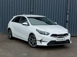 White Used 2023 Kia Ceed 3 Hatchback | £15,298 (Fair price)