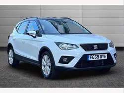 Nevada white with grey roof Used 2019 Seat Arona SE Technology SUV | £13,490 (Fair price)