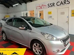 Silver Used 2014 Peugeot 208 Style Hatchback | £4,490 (Good price)