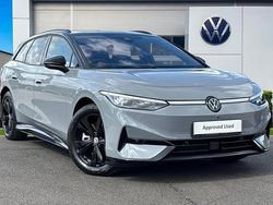 Grey Used 2025 VW ID.7 Pro Sedan | £40,290 (Fair price)