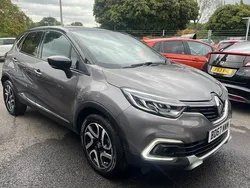 Grey/black Used 2017 Renault Captur Dynamique SUV | £6,895 (Fair price)