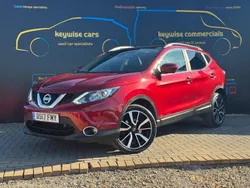 Red Used 2017 Nissan Qashqai Tekna SUV | £13,290 (Fair price)