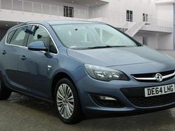 Blue Used 2014 Vauxhall Astra Excite Hatchback | £2,999 (Fair price)
