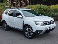 White Used 2022 Dacia Duster Prestige SUV | £16,498 (Fair price)