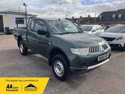 Green Used 2010 Mitsubishi L200 Pickup | £3,695 (Super price)