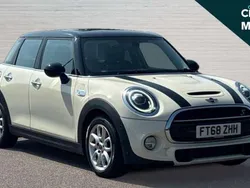 White Used 2019 Mini Cooper S Classic Hatchback | £11,678 (Fair price)