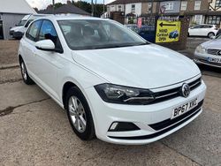 White Used 2018 VW Polo SE Hatchback | £8,000 (Fair price)