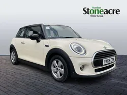 White Used 2019 Mini Cooper Classic Hatchback | £10,896 (Good price)