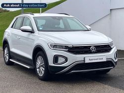 White Used 2022 VW T-Roc Life SUV | £16,337 (Fair price)