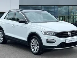 Pure white black Used 2019 VW T-Roc SE SUV | £15,319 (Fair price)
