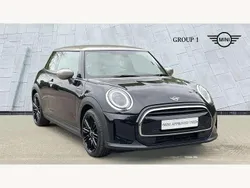 Black Used 2022 Mini Cooper Exclusive Hatchback | £20,155 (A bit pricey)