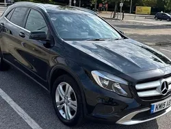 Black Used 2015 Mercedes GLA200 SUV | £10,988 (Fair price)