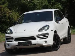 White Used 2013 Porsche Cayenne SUV | £11,494 (Fair price)