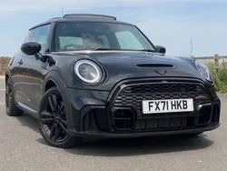 Midnight black Used 2021 Mini Cooper S Hatch Hatchback | £18,790 (Fair price)