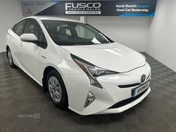 White Used 2017 Toyota Prius Active Hatchback | £11,495 (Fair price)