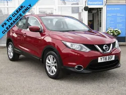 Red Used 2016 Nissan Qashqai Acenta SUV | £4,625 (Super price)