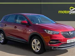 Red Used 2018 Vauxhall Grandland X SUV | £8,500 (Fair price)