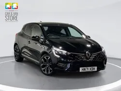 Black Used 2021 Renault Clio V SE Hatchback | £12,899 (Fair price)