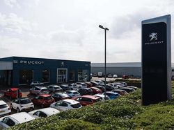 Grey Used 2024 Peugeot 5008 Allure MPV | £27,670 (Fair price)