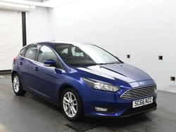 Blue Used 2017 Ford Focus Zetec Hatchback | £5,295 (Good price)