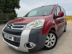 Red Used 2010 Citroën Berlingo XTR MPV | £2,999 (Super price)