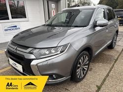 Grey Used 2019 Mitsubishi Outlander SUV | £11,295 (Fair price)