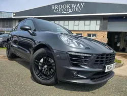 Grey Used 2016 Porsche Macan SUV | £17,790 (Fair price)