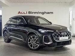 Mythos black Used 2025 Audi Q5 Comfort SUV | £52,000