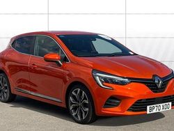 Valencia orange Used 2020 Renault Clio V Version S Hatchback | £9,984 (Fair price)