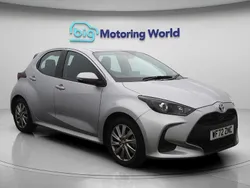 Silver Used 2022 Toyota Yaris Hybrid Hatchback | £16,250 (Good price)