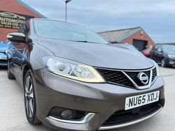 Beige Used 2015 Nissan Pulsar Tekna Hatchback | £4,295 (Super price)
