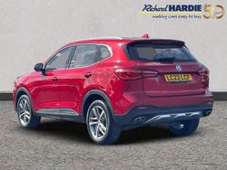 Red Used 2022 MG HS Excite SUV | £13,399 (Fair price)