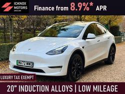 White Used 2022 Tesla Model Y Long Range AWD SUV | £26,975 (Fair price)