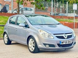 Silver Used 2009 Vauxhall Corsa Design Edition Hatchback | £1,800 (Good price)