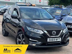 Black Used 2019 Nissan Qashqai N-Connecta SUV | £12,975 (Good price)