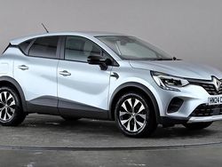 Grey Used 2024 Renault Captur Evolution SUV | £13,998 (Fair price)